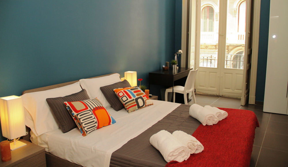 Ottomood Ala Ovest Catania Centro Bed & Breakfast Dış mekan fotoğraf