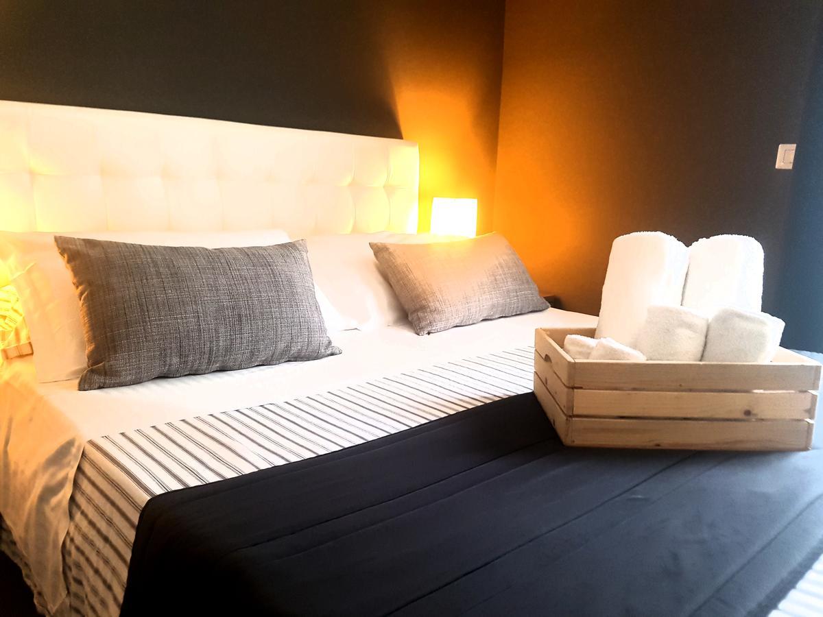 Ottomood Ala Ovest Catania Centro Bed & Breakfast Dış mekan fotoğraf
