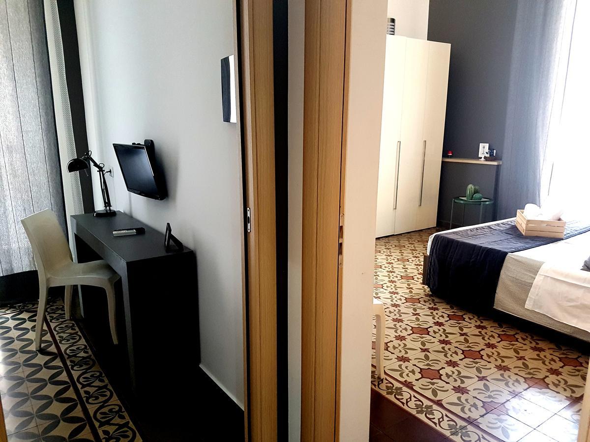 Ottomood Ala Ovest Catania Centro Bed & Breakfast Dış mekan fotoğraf